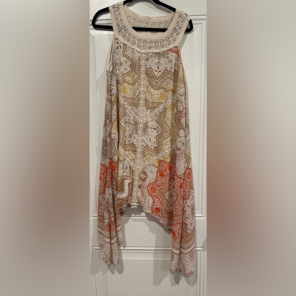 Cato Asymmetrical Dress in Cream. Crochet Neckline Shark bite hem lightweight XL - Picture 1 of 8